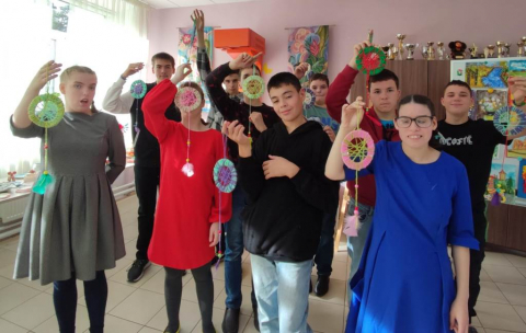 День изонити и ниткографии