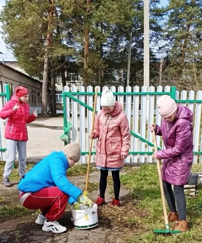 Майский трудовой десант