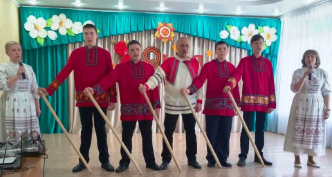 Мы помним славный День Победы