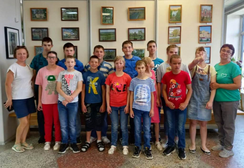 На выставке кольчугинских художников