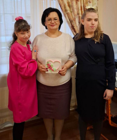 Поздравили логопедов