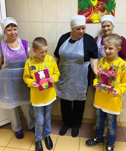 Поздравили любимых поваров