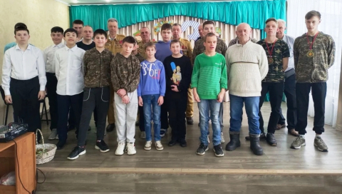 Празднуем День защитника Отечества