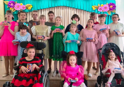 Сегодня праздник у девчат