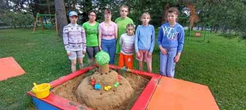 Строим из песка