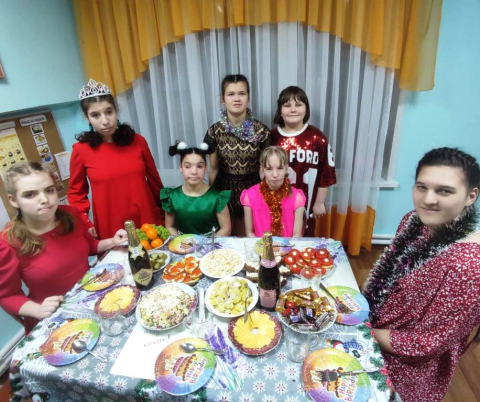 Здравствуй, здравствуй, Новый год!