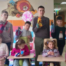 Играют дети