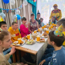 Поздравили именинников