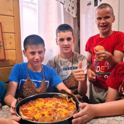 Социально-трудовые услуги